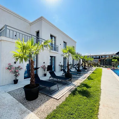 Bed and Breakfast Villa Gyos