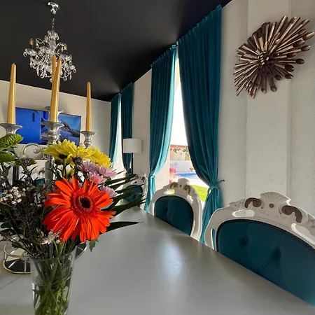 Villa Gyos Bed and Breakfast Costinești