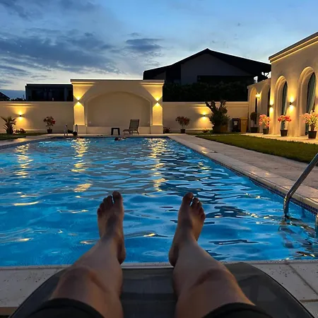 Villa Gyos B&B 코스티네스티