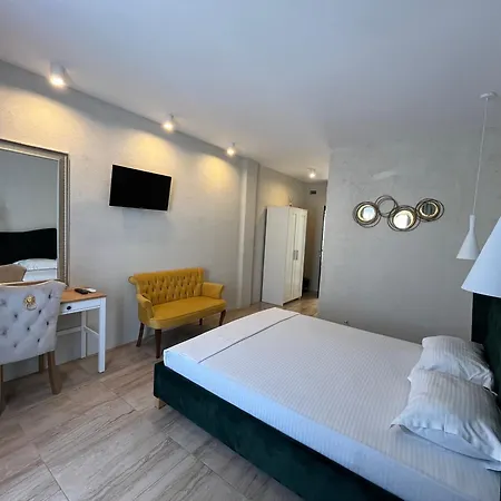 Villa Gyos B&B *